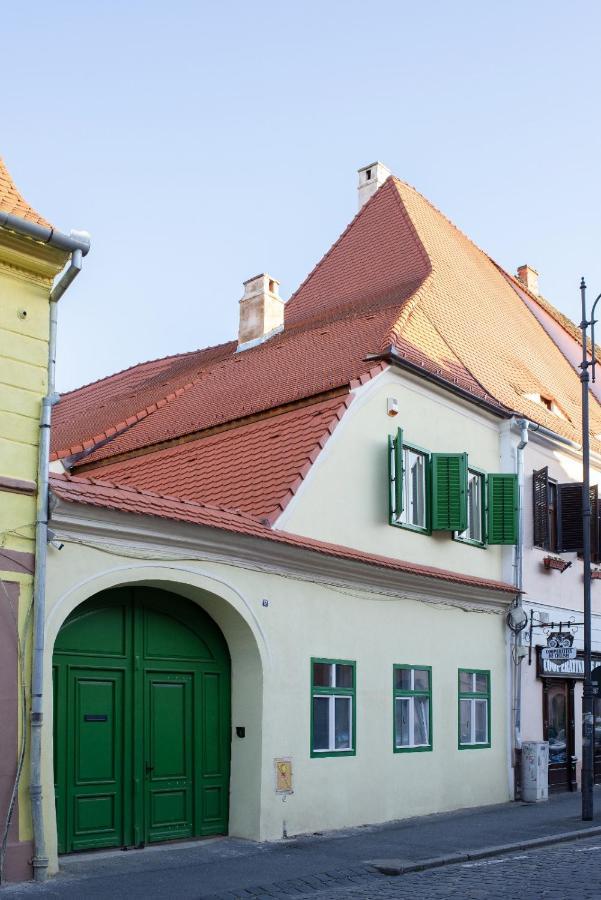 Hotel Old Town Cataleya Hermannstadt Exterior foto